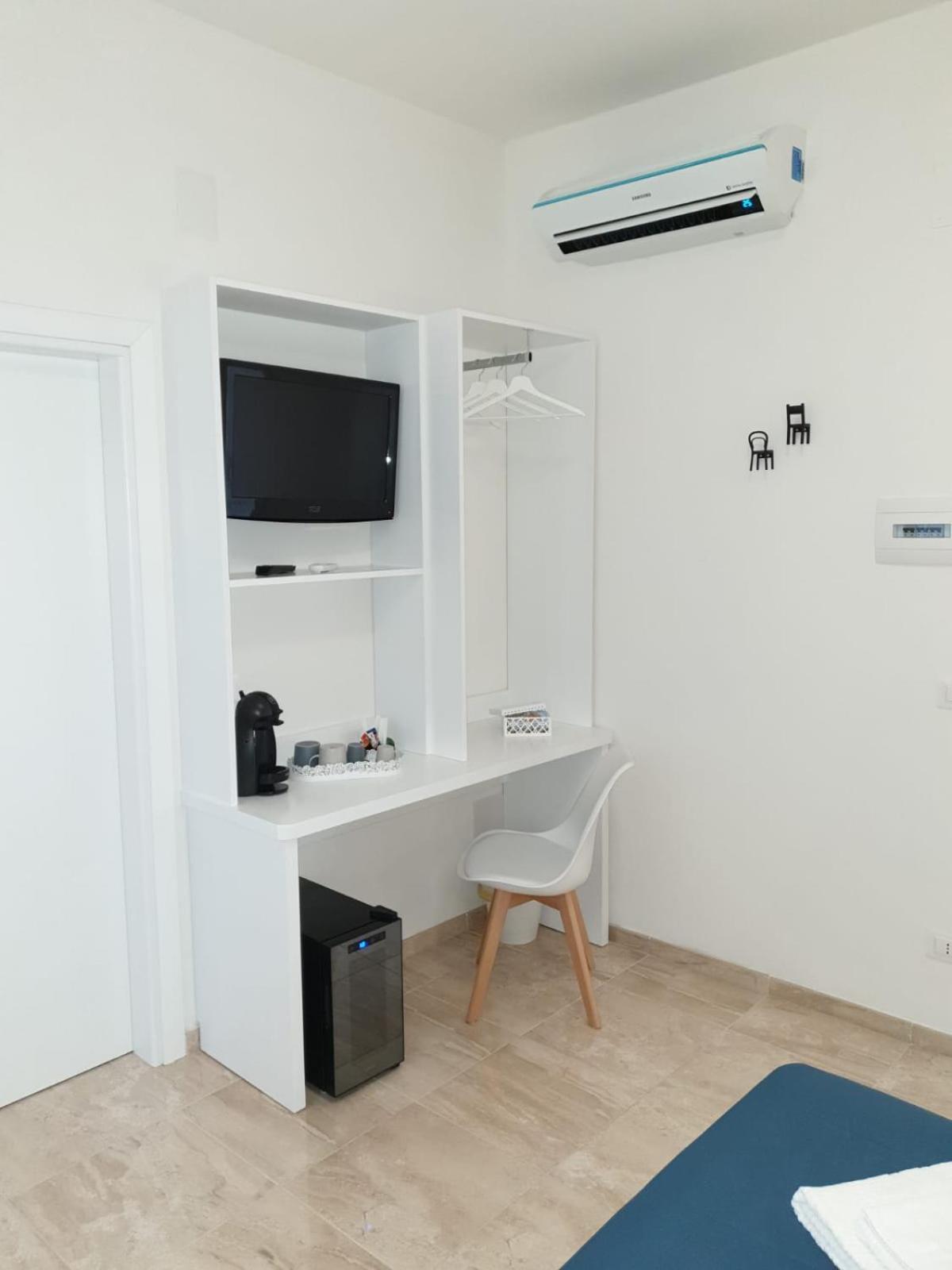 סקליאה Porta Marina Guest Rooms מראה חיצוני תמונה
