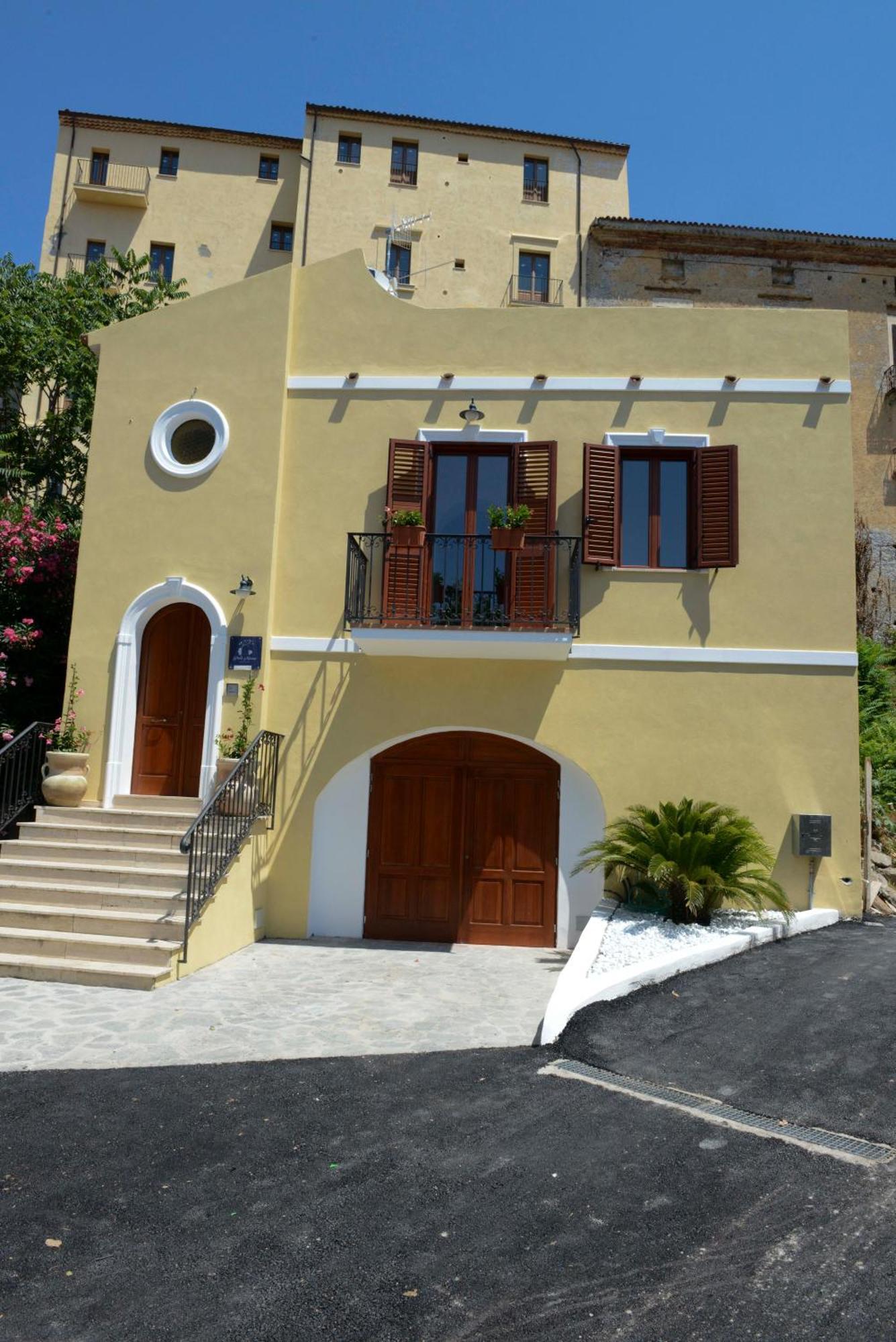 סקליאה Porta Marina Guest Rooms מראה חיצוני תמונה