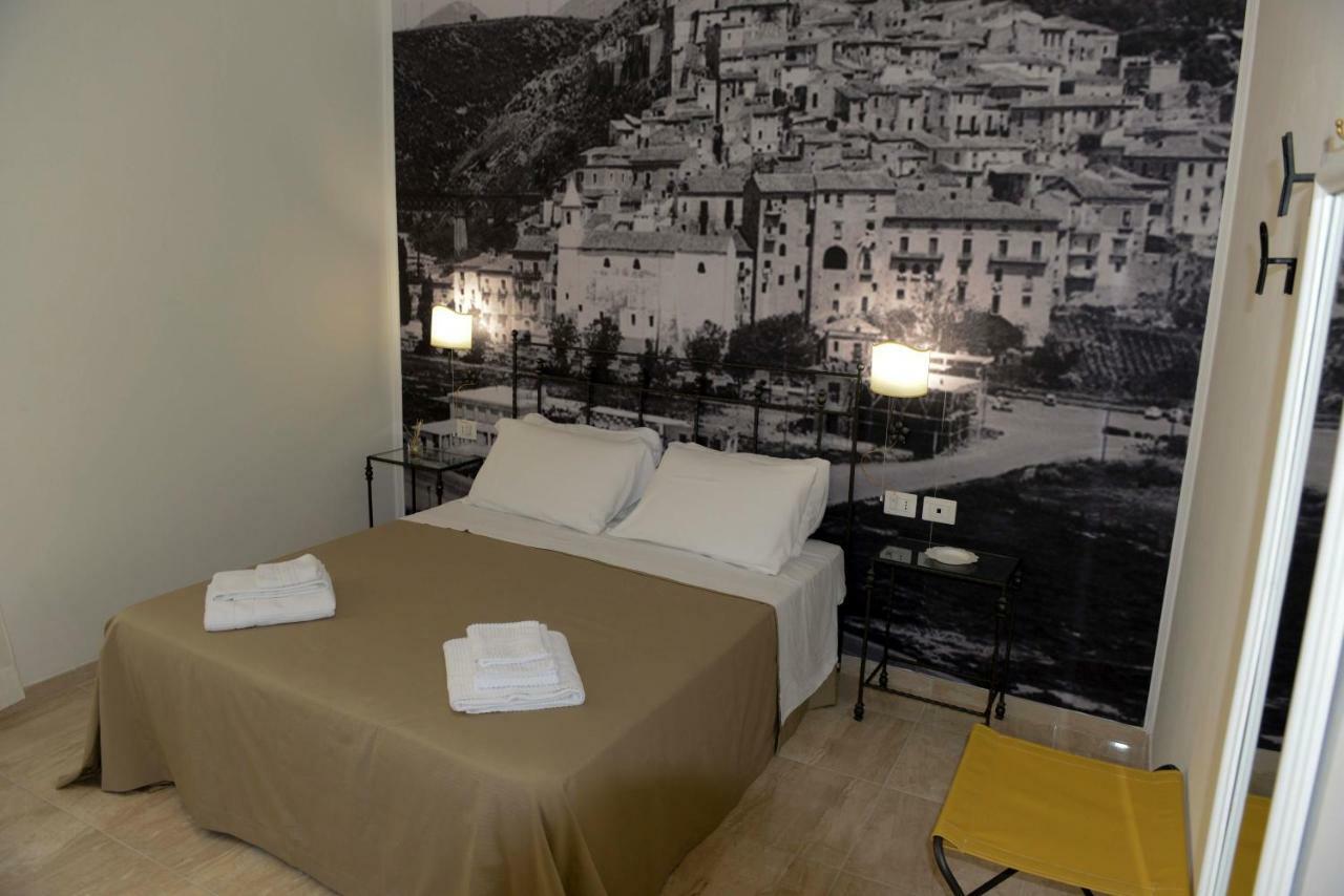 סקליאה Porta Marina Guest Rooms מראה חיצוני תמונה