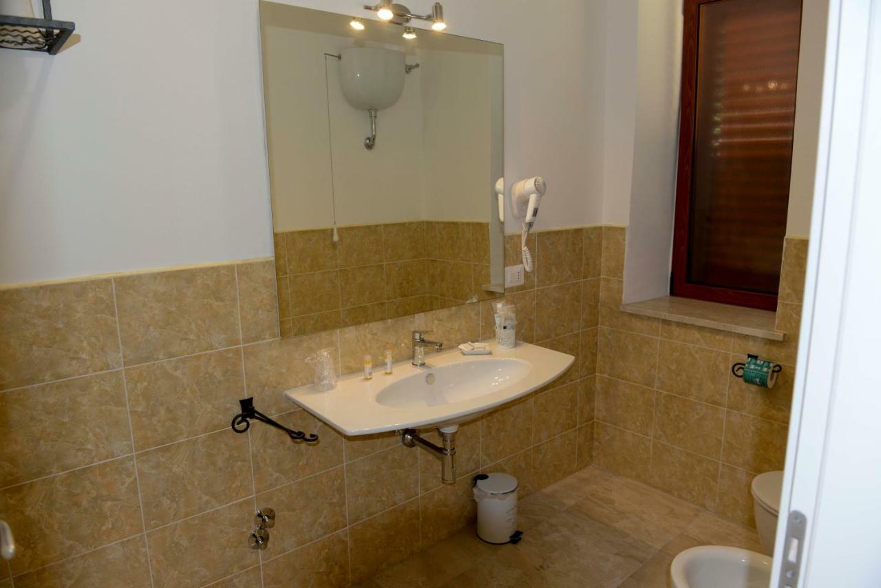 סקליאה Porta Marina Guest Rooms מראה חיצוני תמונה